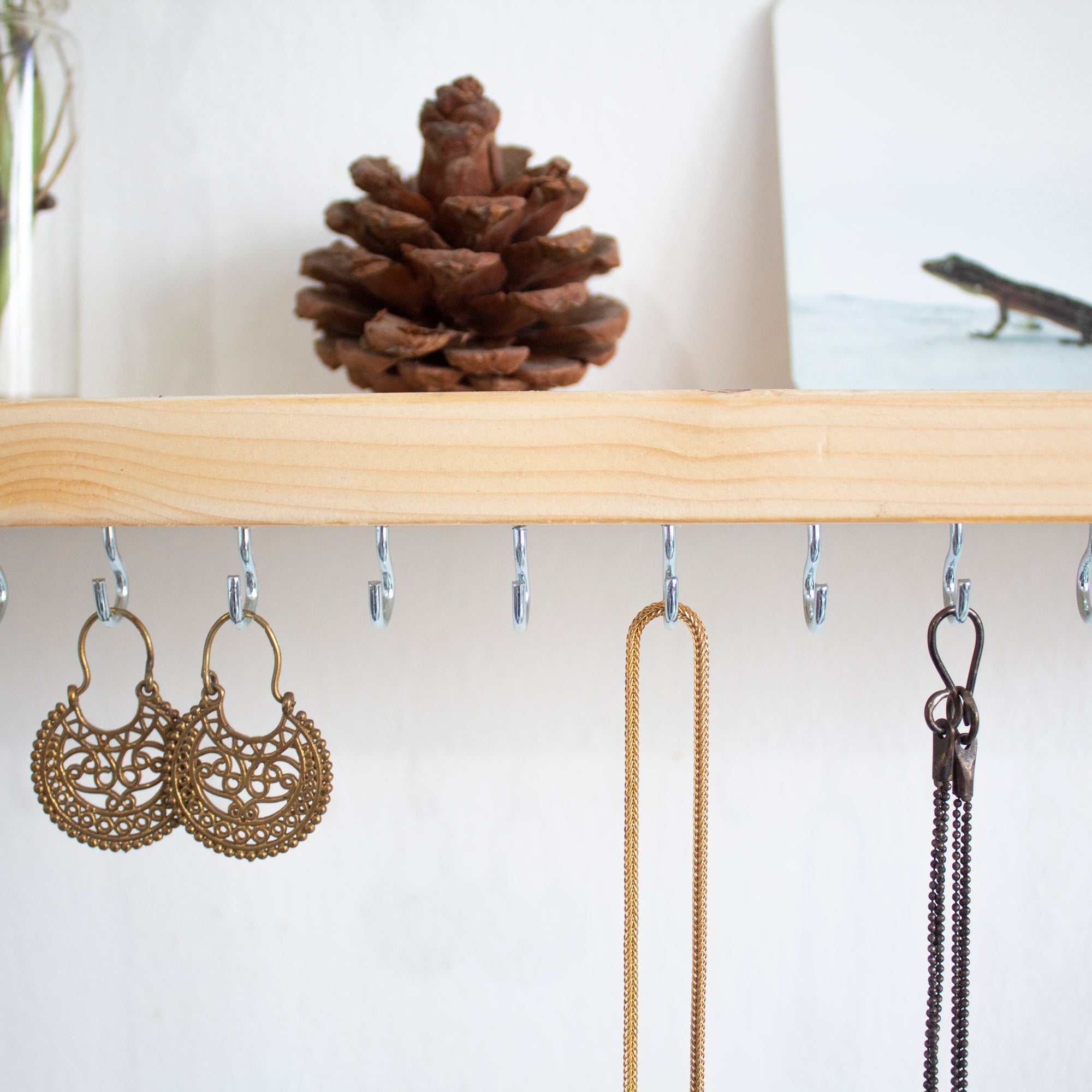 Jewelry Organizer White Straps